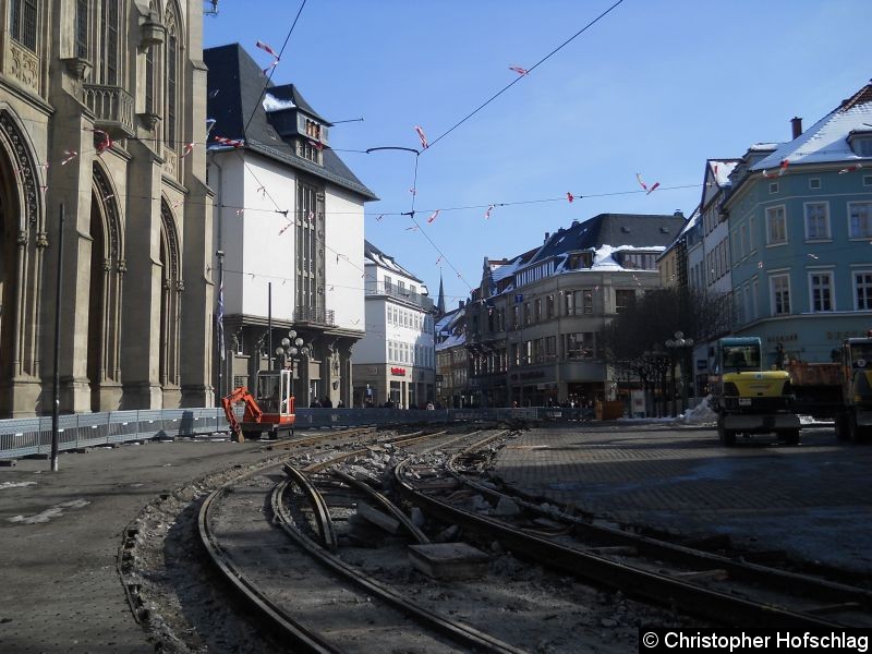 In der Gurve zum Domplatz sind noch die Gleise zusehen die Woche auch noch verschwinden werden. Bild: In der Gurve zum Domplatz sind noch die Gleise zusehen die Woche auch noch verschwinden werden.
