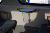 Sitze mit Tisch