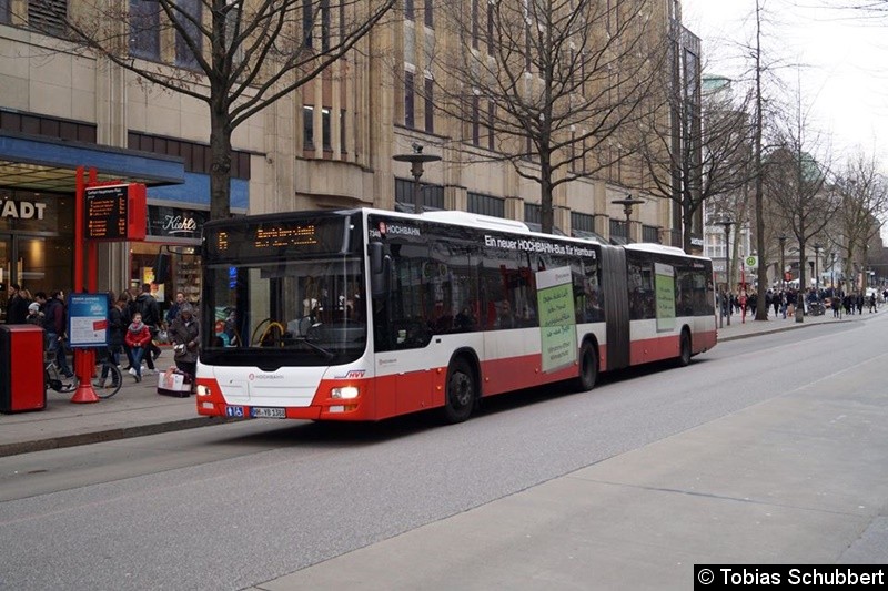 Bild: Wagen 7348 als Linie 6 an der Haltestelle Gerhard-Hauptmann-Platz.
