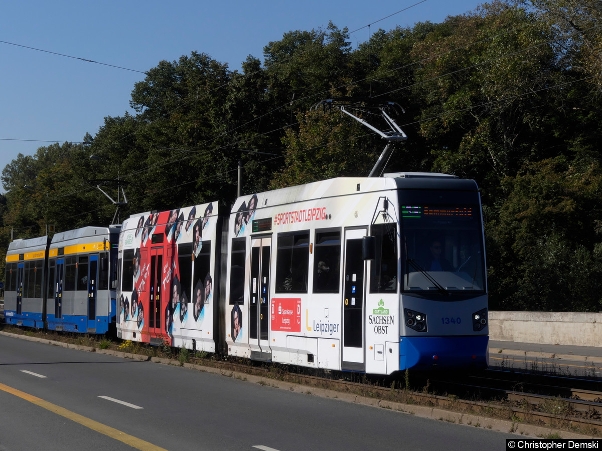 Bild: TW 1340+1344 als Linie 3E auf der Jahnalle (Zepplinbrücke)