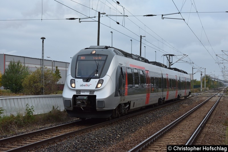 Bild: 9442 111 bei der Einfahrt in Bahnhof Erfurt Ost als RB 59.