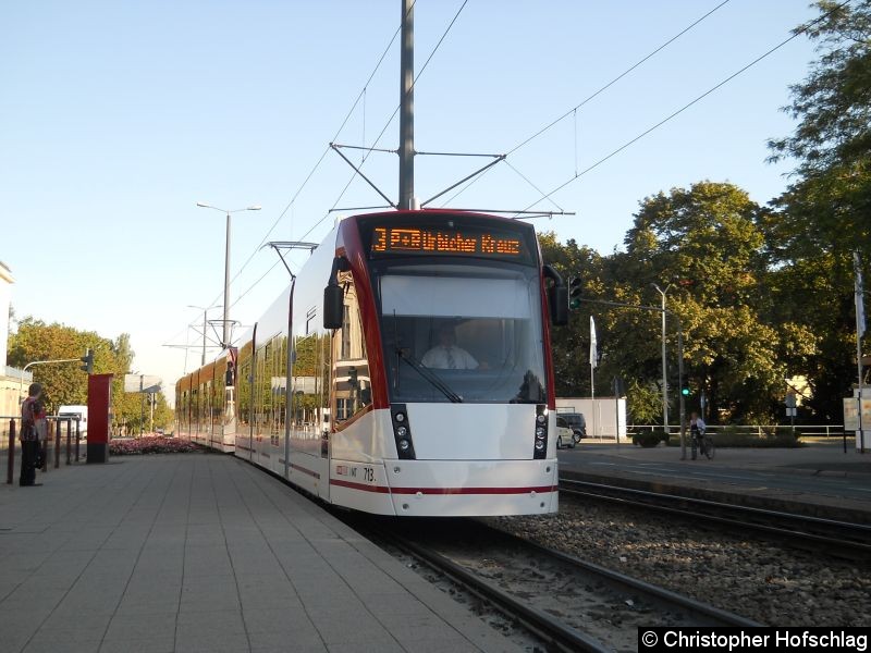 Bild: Tw 713+640 an der Uni.