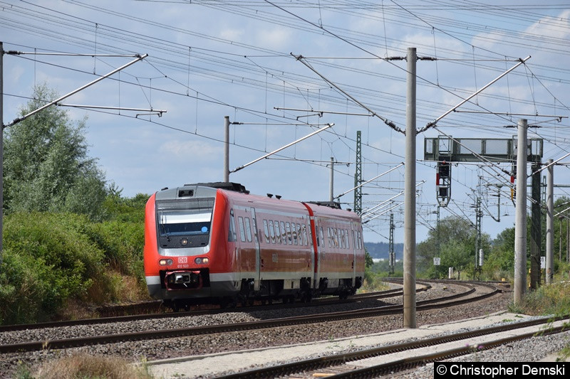 Bild: 612 533 kurz vor der Durchfahrt in Vieselbach bei Erfurt in Richtung Weimar.