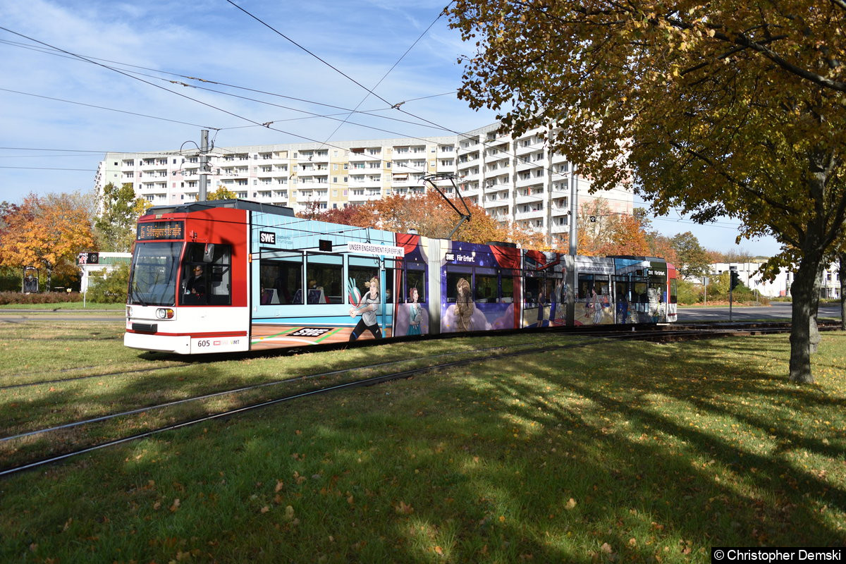 TW 605 als Linie 6 am Gleisdreieck Warschauer Straße.