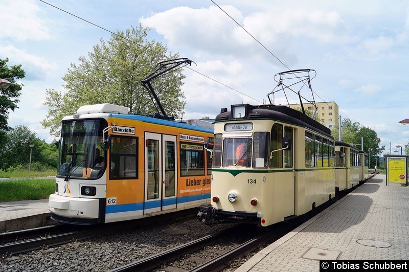 Bild: Tw 134+189+187 an der Endstelle Lobeda-Ost.