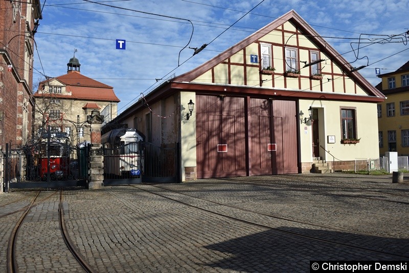 Bild: Hier auf den Foto, kam man das kleine Straßenbahn-Depo in Naumburg sehen.