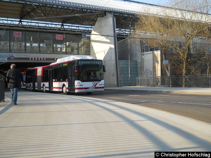 Bild: Bus 505 auf der Linie 9 am Hauptbahnhof.