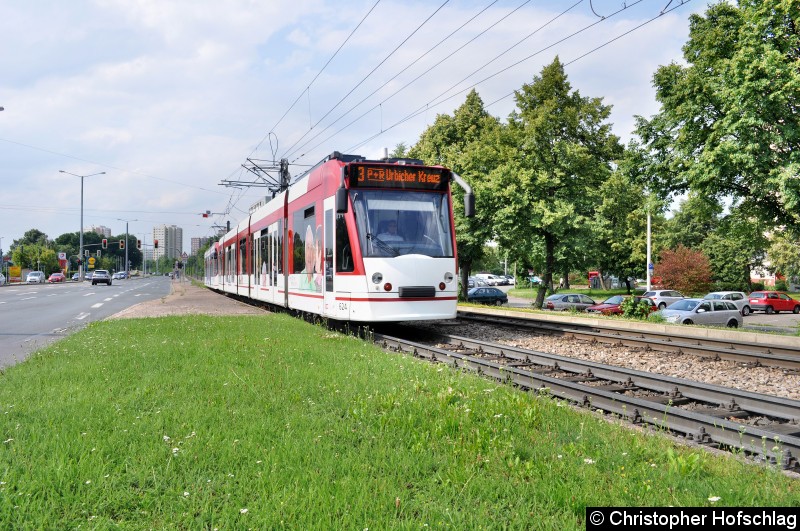 Bild: TW 624+704 in der Nordhäuser Straße auf der Linie 3.