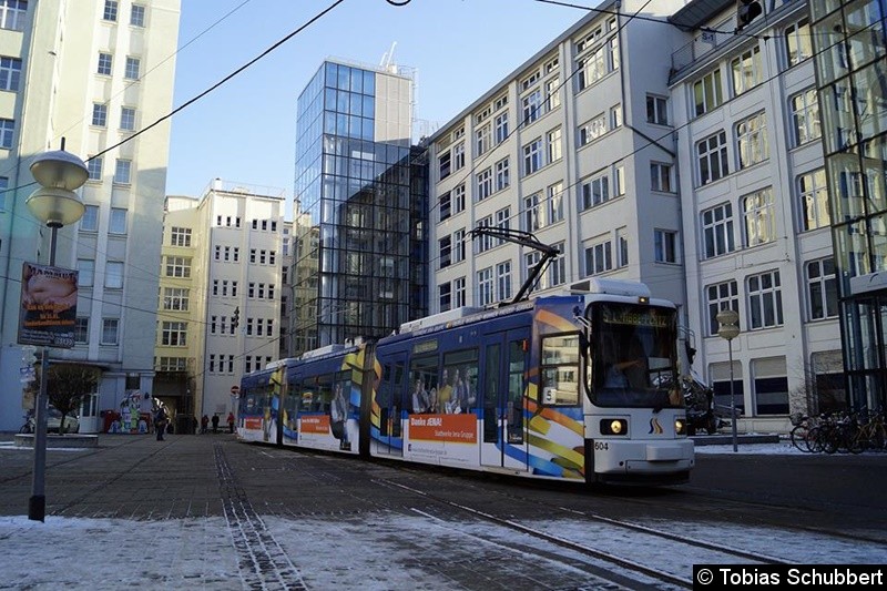 Bild: Tw 604 als Linie 5 am Ernst-Abbe-Platz.