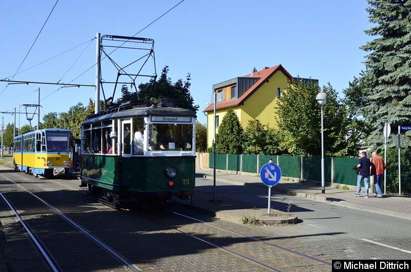 Wagen 23 an der Haltestelle Wagenhalle.