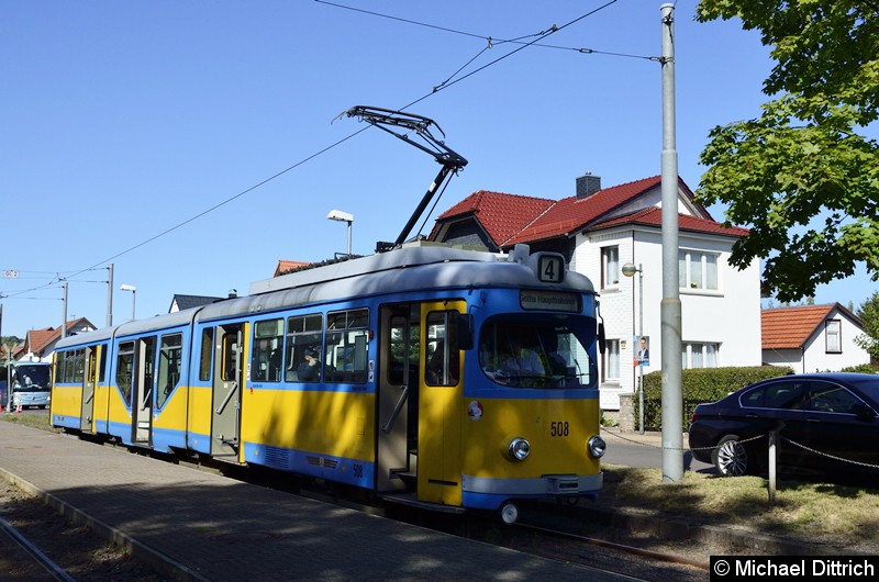 508 als Linie 4 an der Endstelle Bad Tabarz.