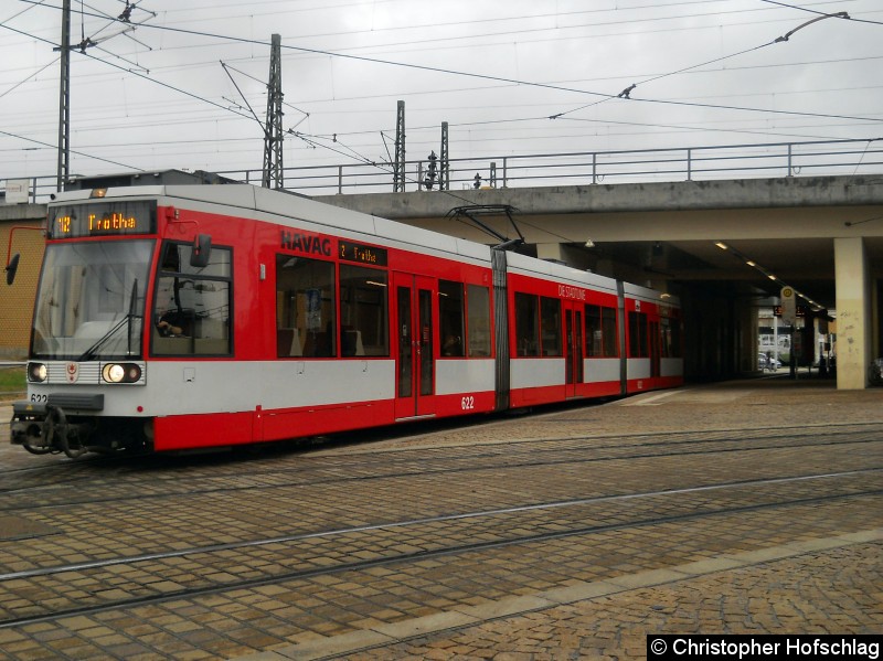 Bild: TW 622 auf der Linie 12 nach Trotha.
