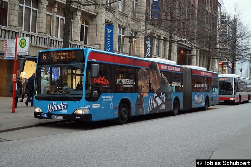 Bild: Wagen 7263 als Linie 6 an der Haltestelle Hauptbahnhof/Mönckebergstraße.
