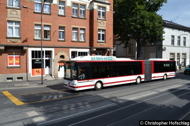 Bild: Wagen 506 als Linie R in der Andreasstraße.