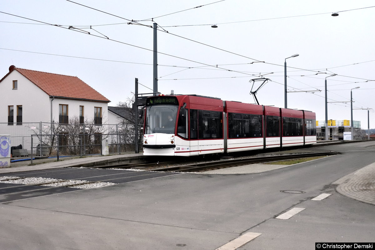 TW 628 als Linie 4 am Ringelberg.