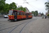 512