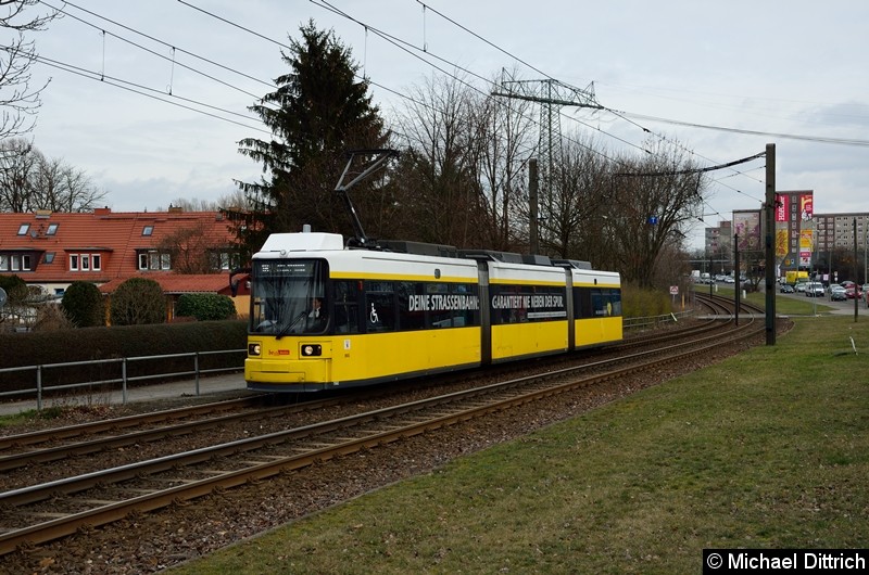Bild: 1582 als Linie 16 kurz vor der Haltestelle Landsberger Allee/Rhinstr.