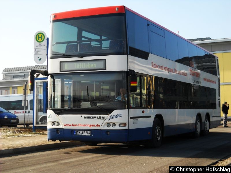 Bus 284 auf der Buslinie A am Kreiskrankenhaus. Bild: Bus 284 auf der Buslinie A am Kreiskrankenhaus.