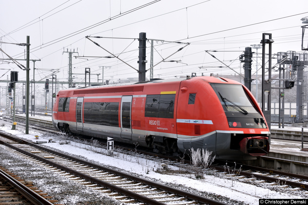 641 021 als RB 52 nach Leinefelde bei der Ausfahrt in Erfurt Hauptbahnhof