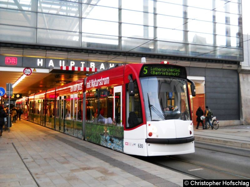 Bild: TW 630+703 am Hauptbahnhof auf der Linie 5.