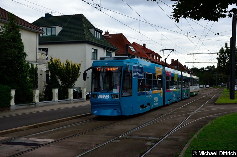 1306 + 2206 als Sonderlinie 15 zwischen den Haltestellen Berliner Chaussee und Jerichower Platz. Bild: 1306 + 2206 als Sonderlinie 15 zwischen den Haltestellen Berliner Chaussee und Jerichower Platz.