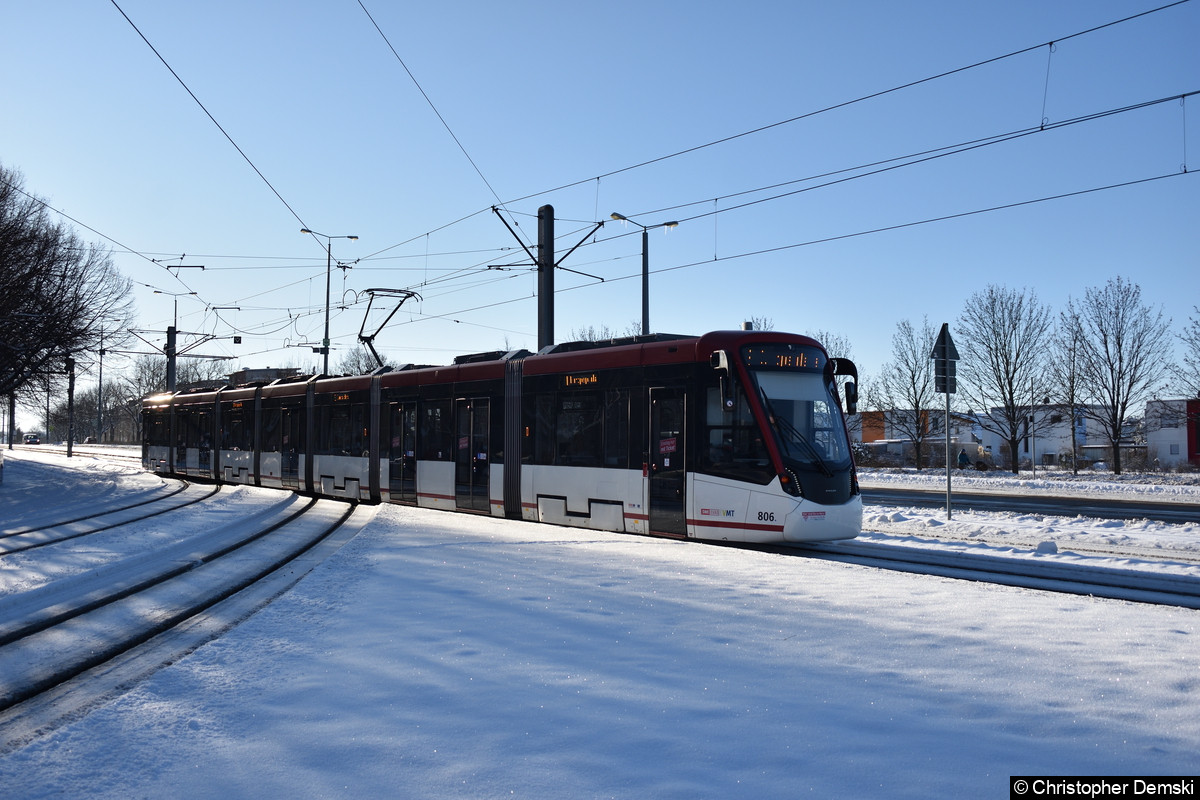 Bild: Tw 806 als Linie 3 in Richtung Europaplatz am Gleisdreieck Warschauer Straße.